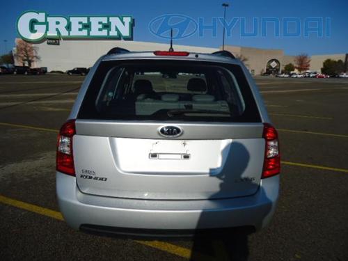 Kia Rondo 2008 photo 3