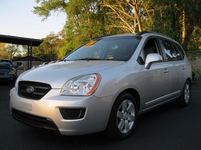 Kia Rondo 2008 photo 11