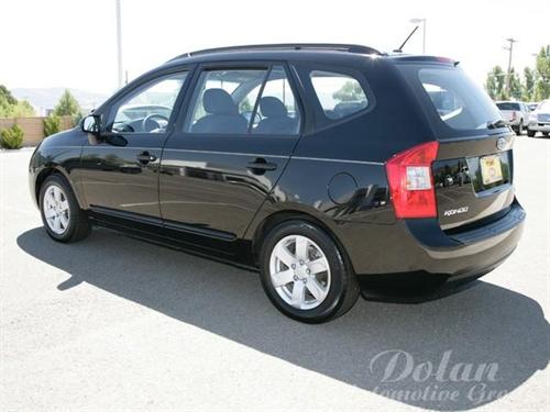 Kia Rondo 2008 photo 1