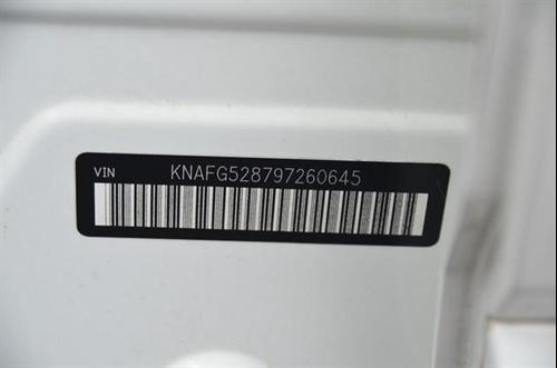 Kia Rondo 2009 photo 2