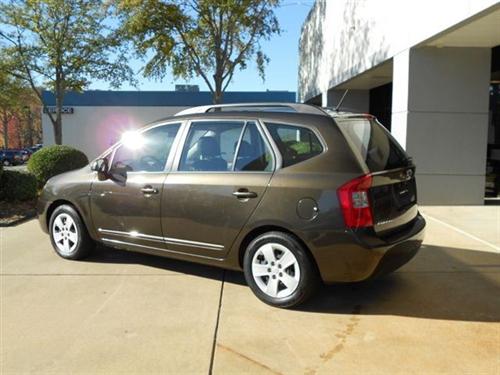 Kia Rondo 2009 photo 3