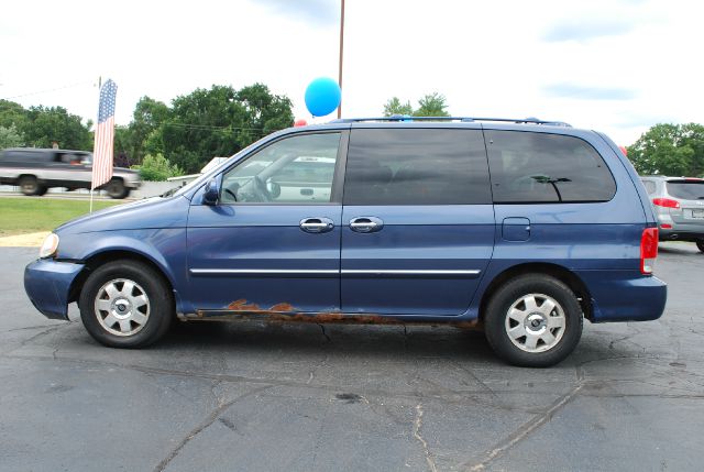 Kia Sedona 2002 photo 2