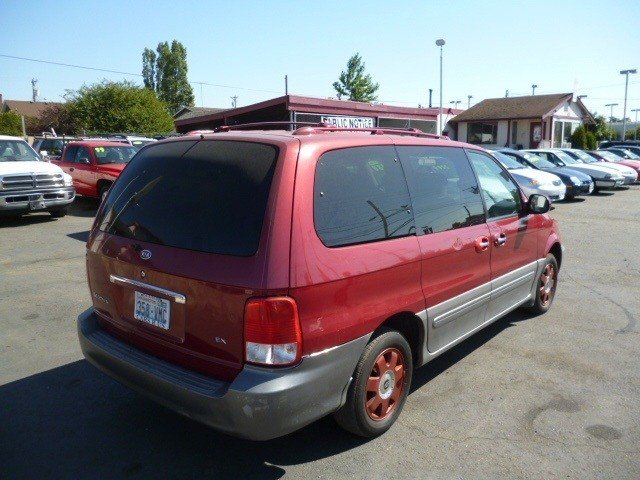 Kia Sedona 2002 photo 1