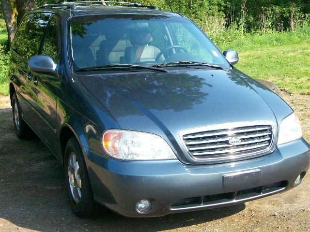 Kia Sedona 2002 photo 1