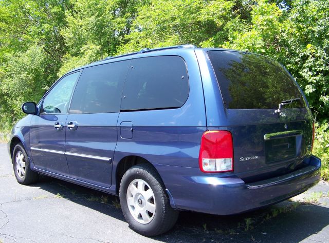 Kia Sedona 2002 photo 3