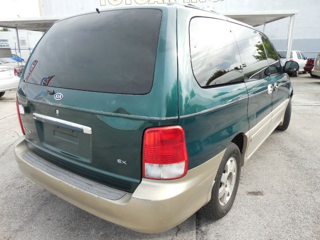 Kia Sedona 2002 photo 4