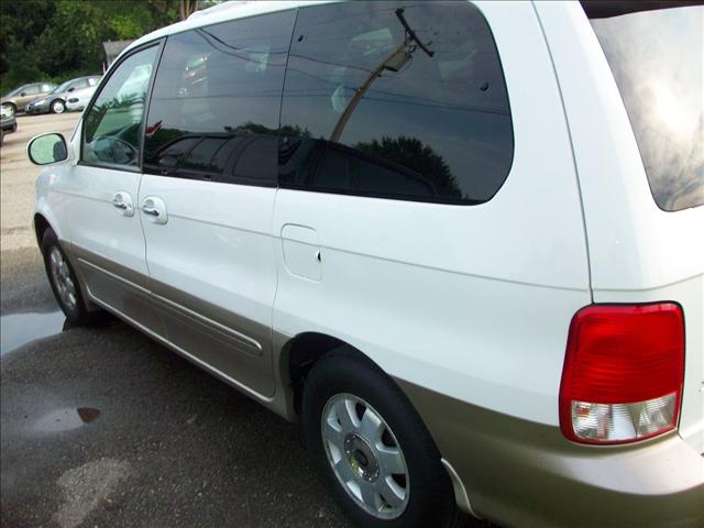 Kia Sedona Open-top MiniVan