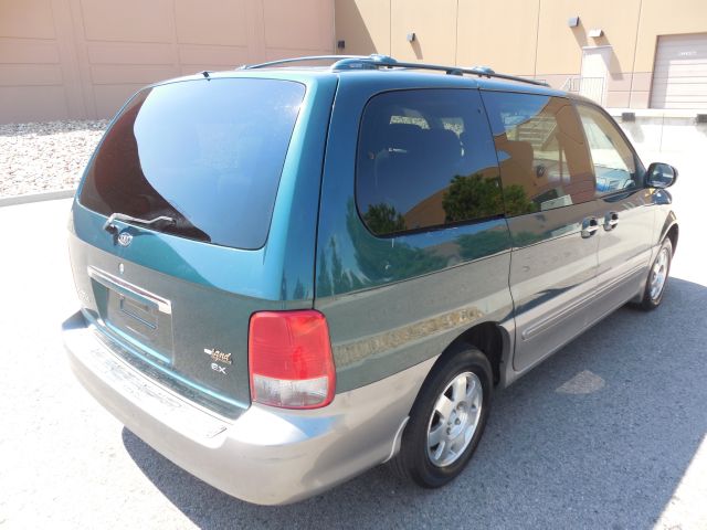 Kia Sedona 2002 photo 3