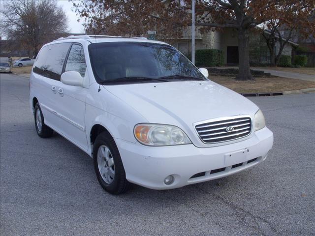 Kia Sedona 2002 photo 2