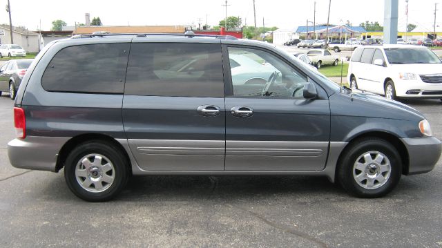 Kia Sedona 2002 photo 10