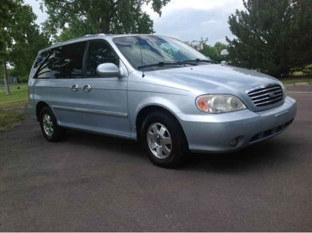 Kia Sedona 2002 photo 4