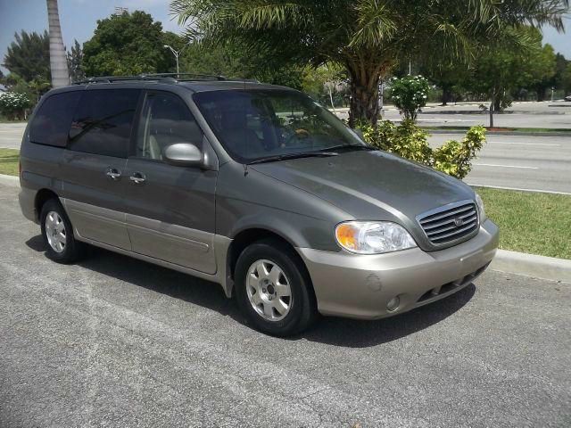 Kia Sedona 2002 photo 3