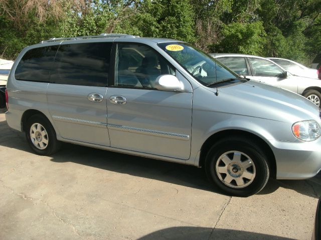 Kia Sedona 2002 photo 2