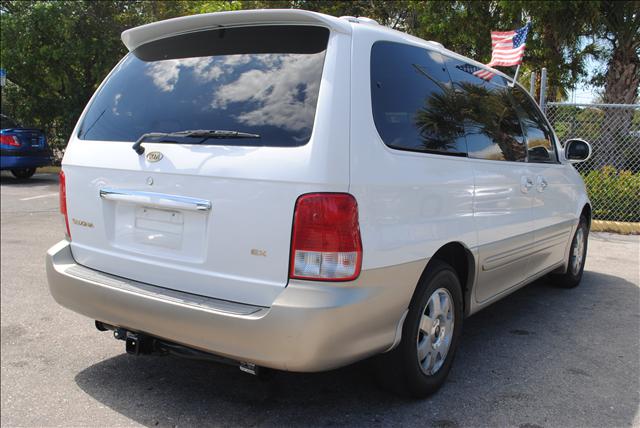 Kia Sedona 2002 photo 1