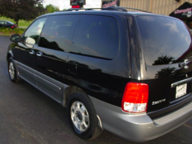 Kia Sedona 2002 photo 1