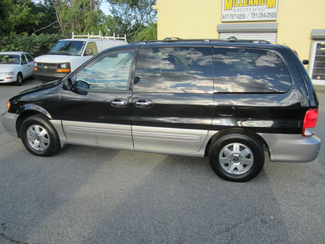 Kia Sedona 2002 photo 1