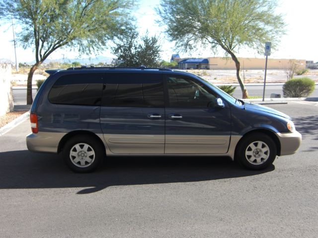 Kia Sedona 2003 photo 1