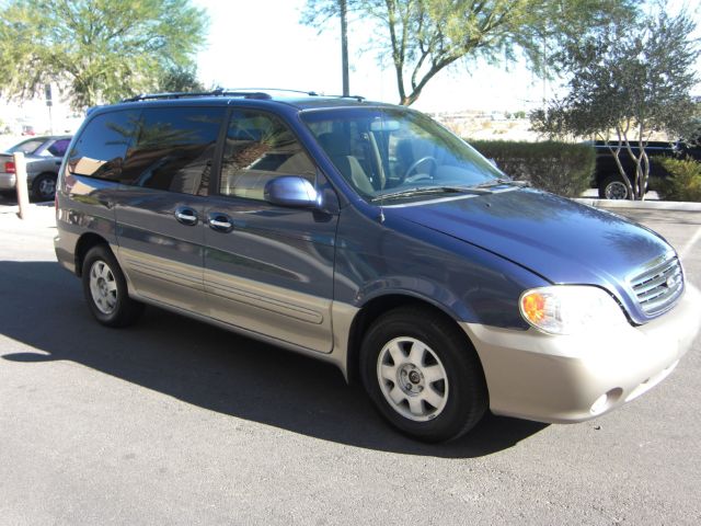 Kia Sedona 2003 photo 3