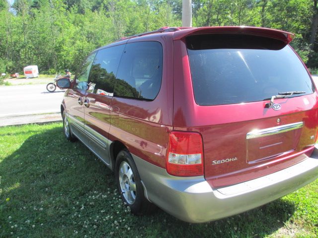 Kia Sedona 2003 photo 3