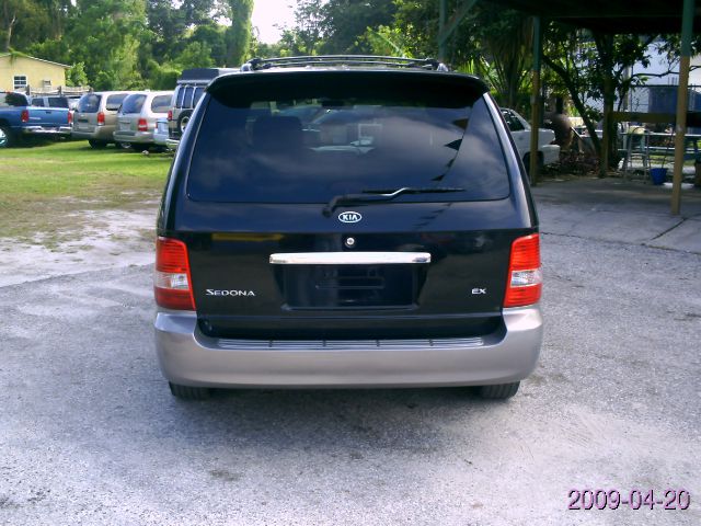 Kia Sedona 2003 photo 3