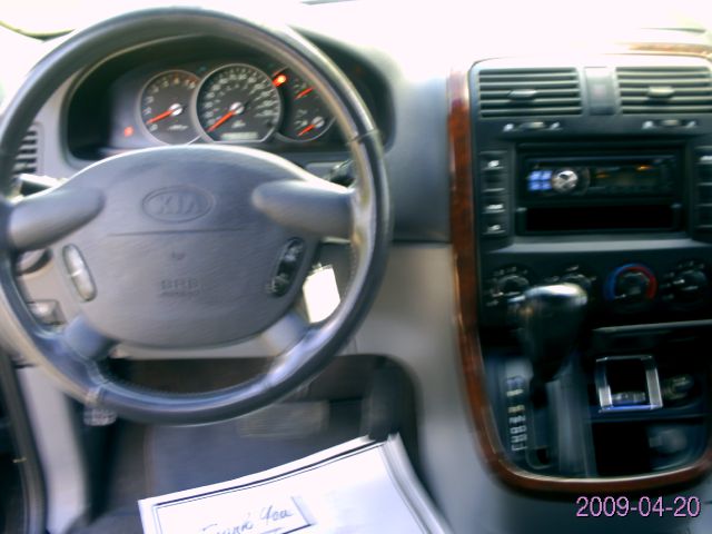 Kia Sedona 2003 photo 4