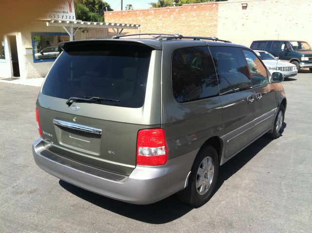 Kia Sedona 2003 photo 5