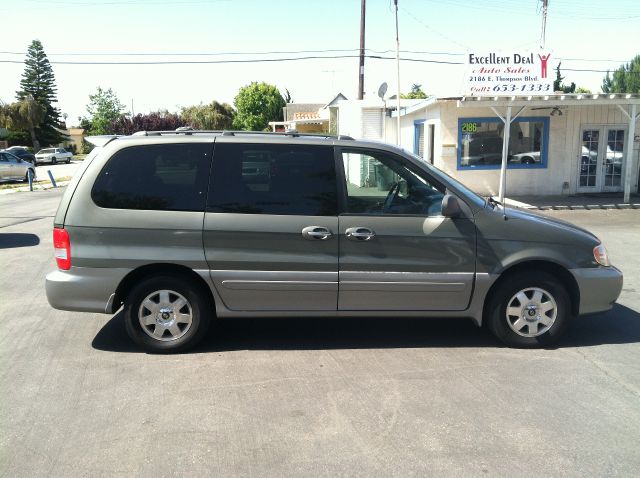 Kia Sedona 2003 photo 6