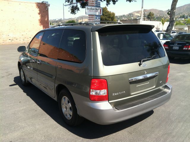 Kia Sedona 2003 photo 8