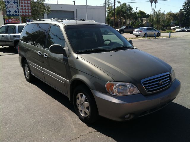 Kia Sedona 2003 photo 9