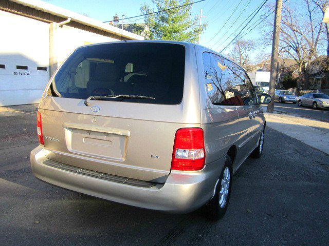 Kia Sedona 2003 photo 2