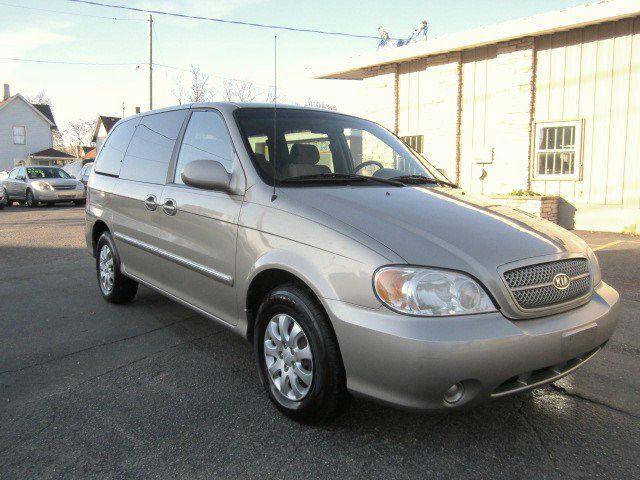 Kia Sedona 2003 photo 4