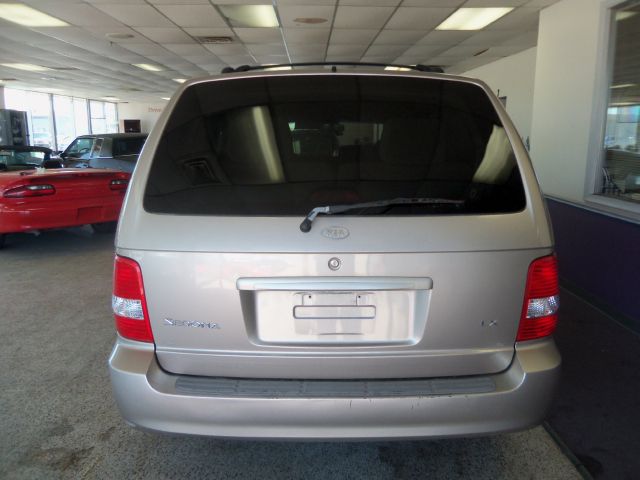 Kia Sedona 2003 photo 4