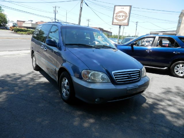 Kia Sedona Open-top MiniVan