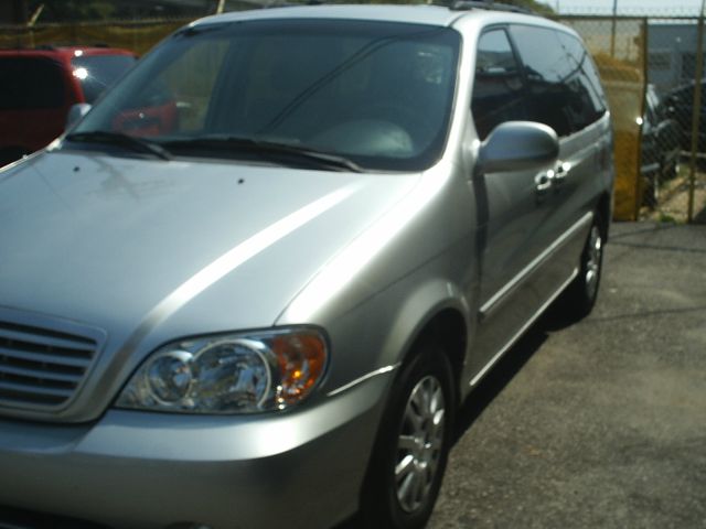 Kia Sedona 2003 photo 2