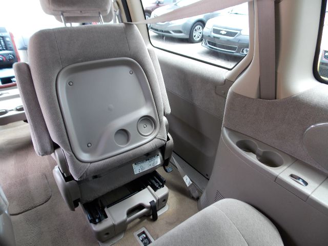 Kia Sedona 2003 photo 10