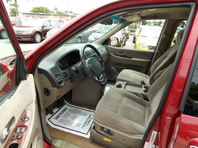 Kia Sedona 2003 photo 15