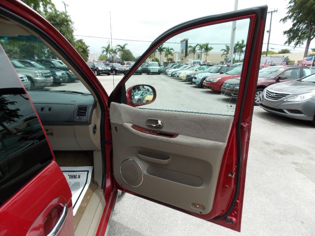 Kia Sedona 2003 photo 34