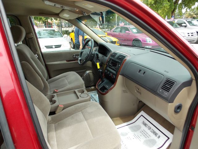 Kia Sedona 2003 photo 37