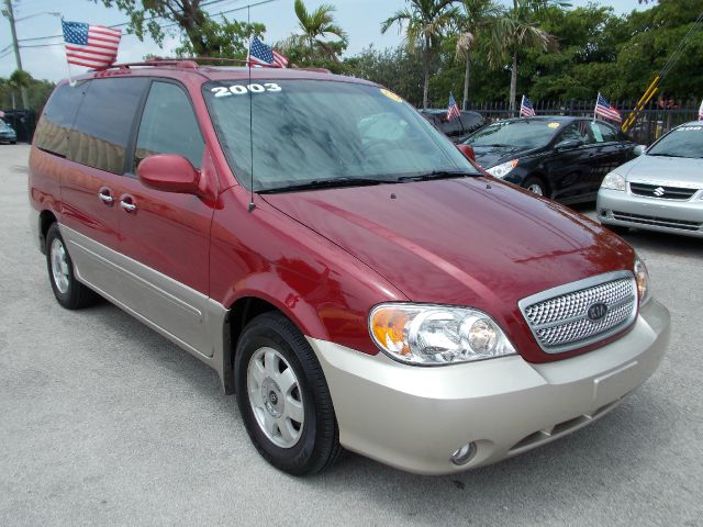 Kia Sedona 2003 photo 68