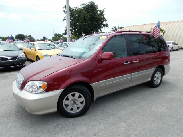 Kia Sedona 2003 photo 7