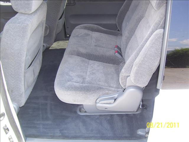 Kia Sedona 2003 photo 4