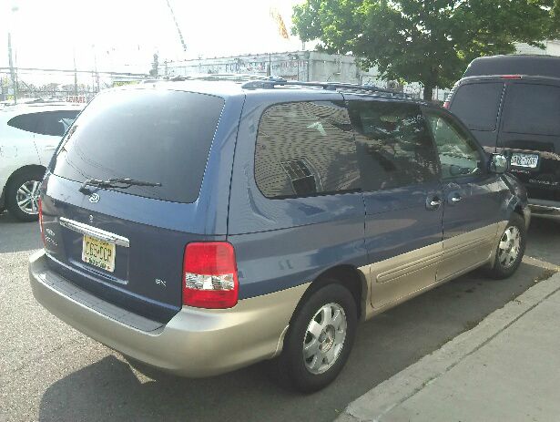 Kia Sedona 2003 photo 1