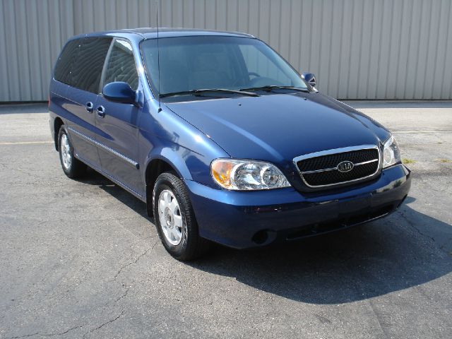 Kia Sedona 2004 photo 1