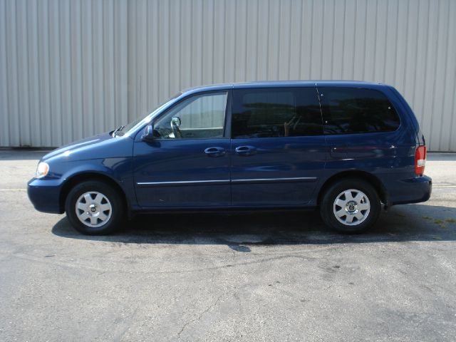 Kia Sedona 2004 photo 4