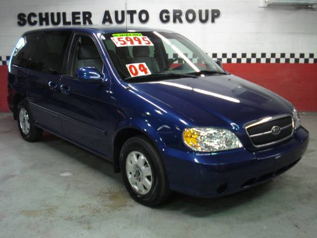 Kia Sedona 2004 photo 2