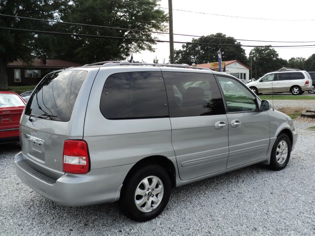 Kia Sedona 2004 photo 2