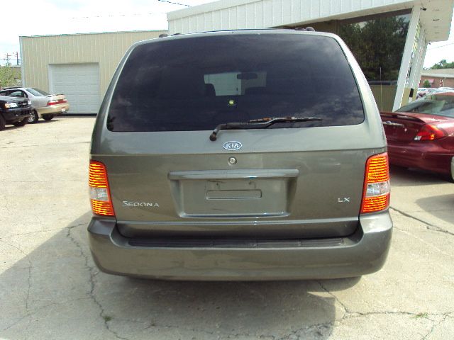 Kia Sedona 2004 photo 1