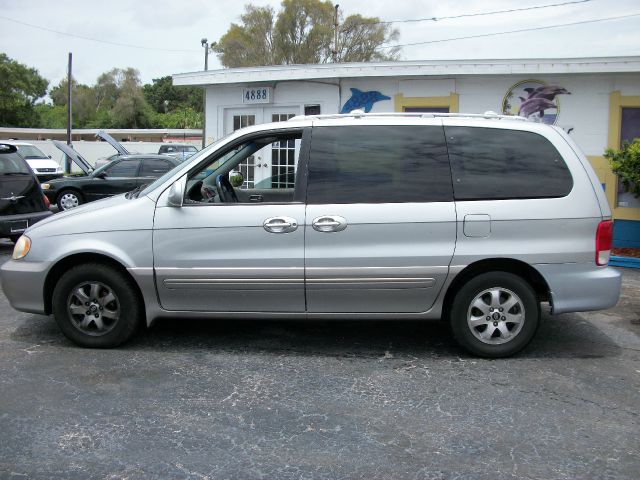 Kia Sedona 2004 photo 4