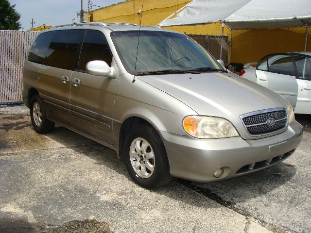 Kia Sedona 2004 photo 4