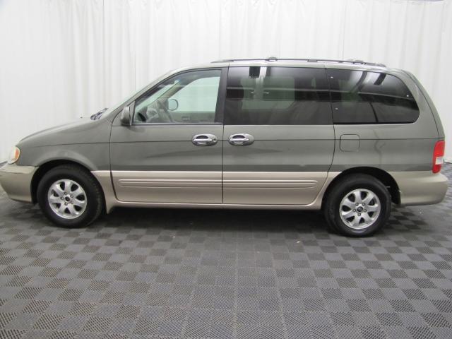 Kia Sedona 2004 photo 1